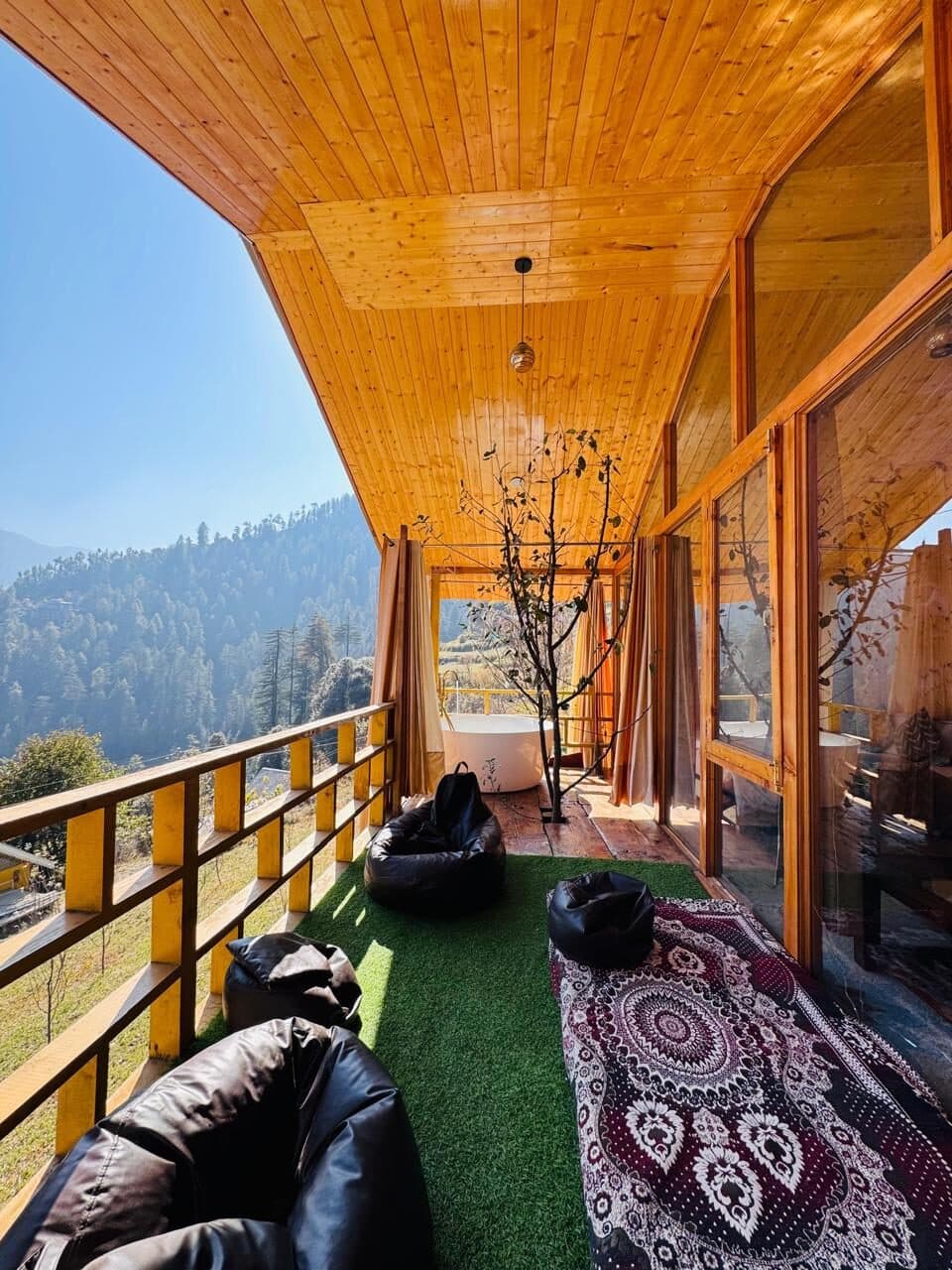 Winterfell Log House