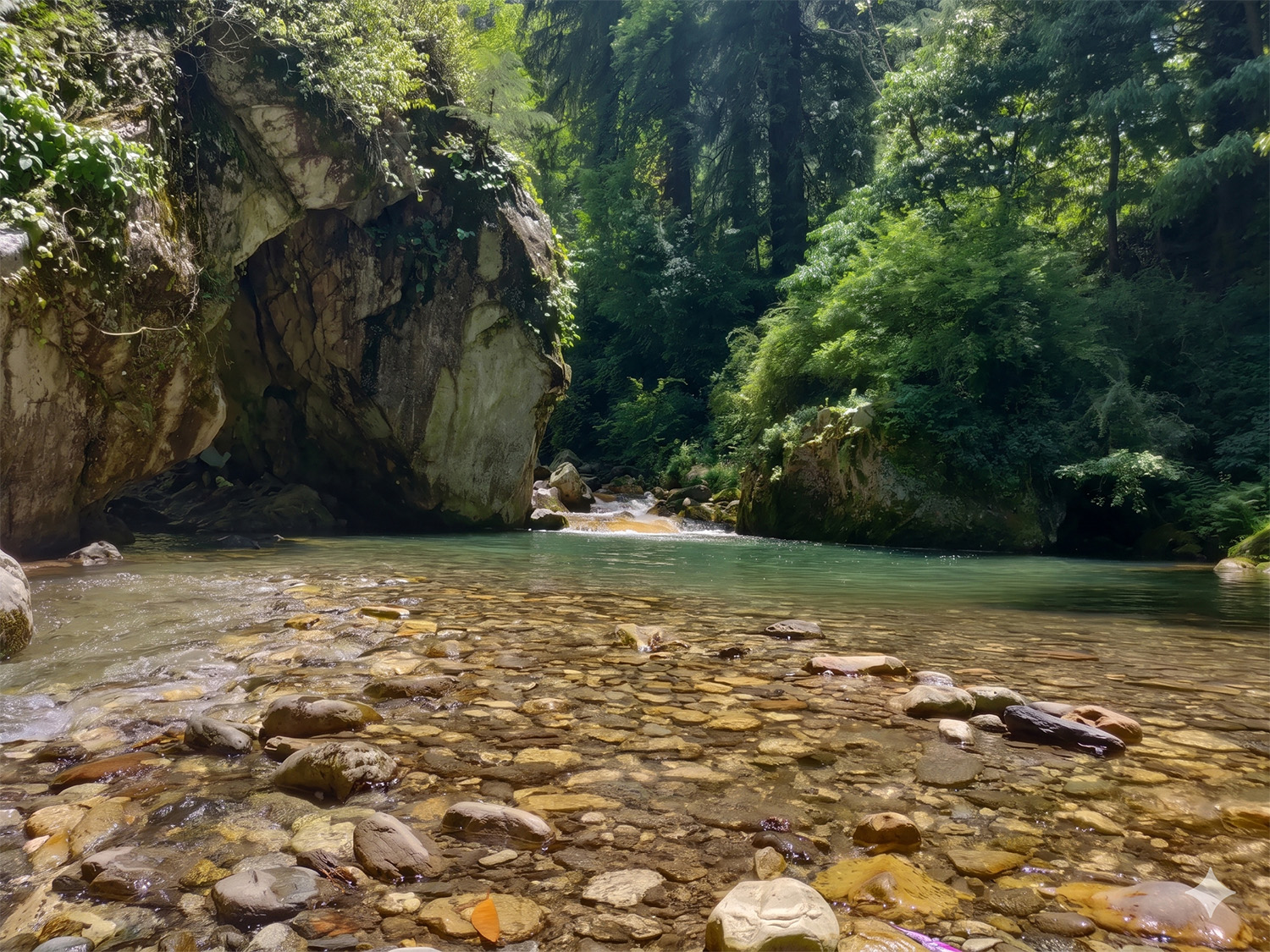 River pool at Mini Thailand Jibhi